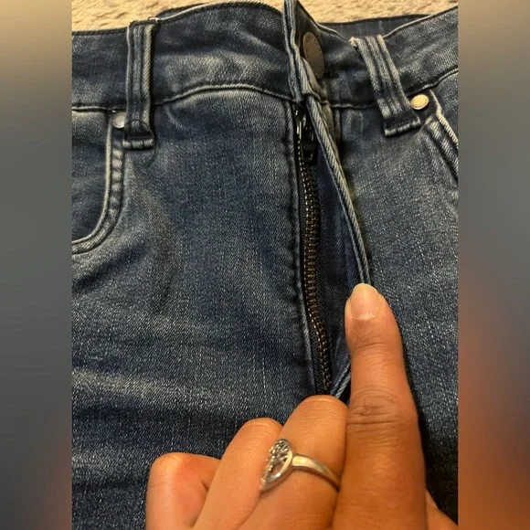 Universal Standard Seine High Rise Skinny Jean - Picture 11 of 16